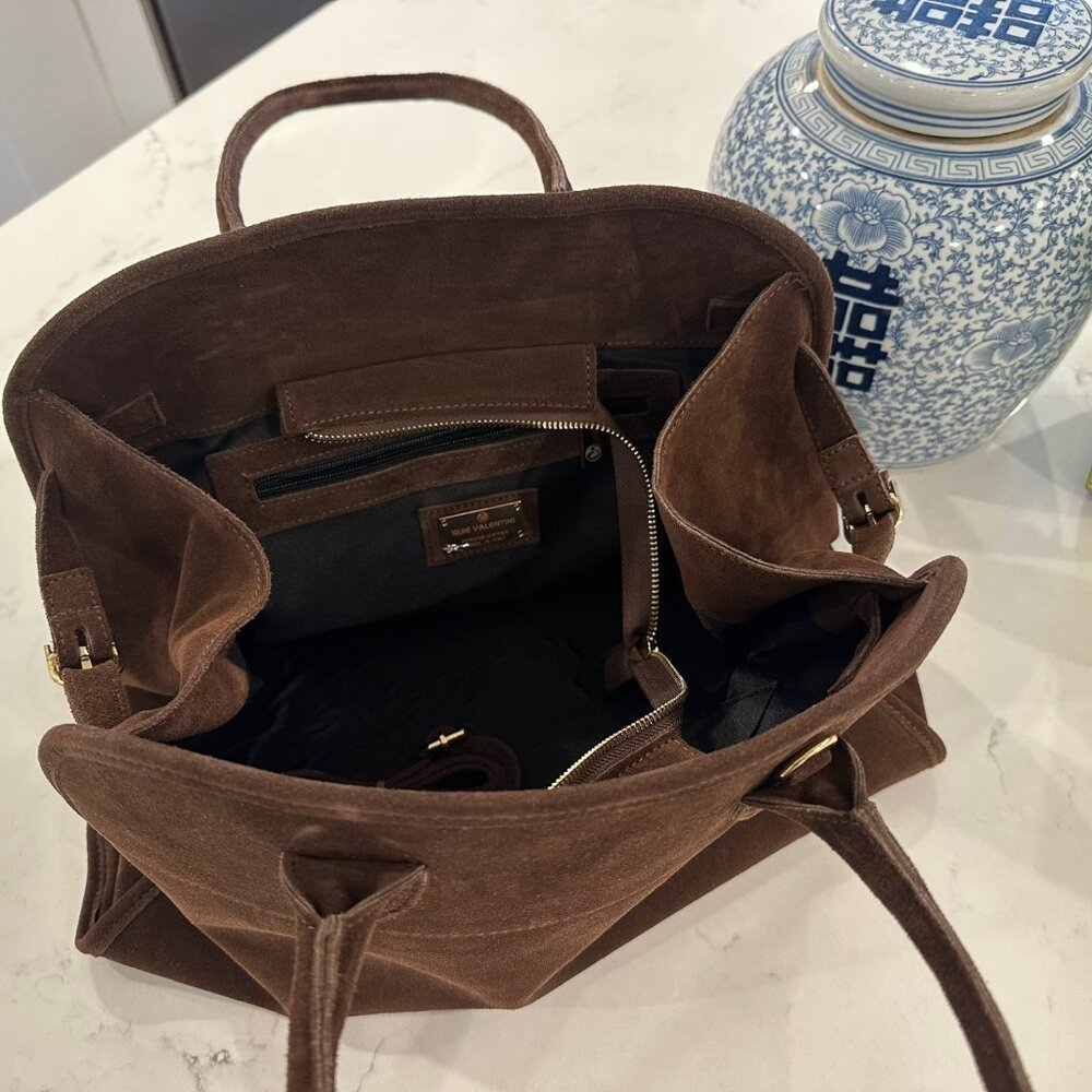 Suie Valentini Suede Leather Bag / Similar to The Row's Soft Margaux 15 bag - Picture 4 of 10
